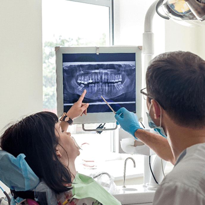 dentist explaining dental xray